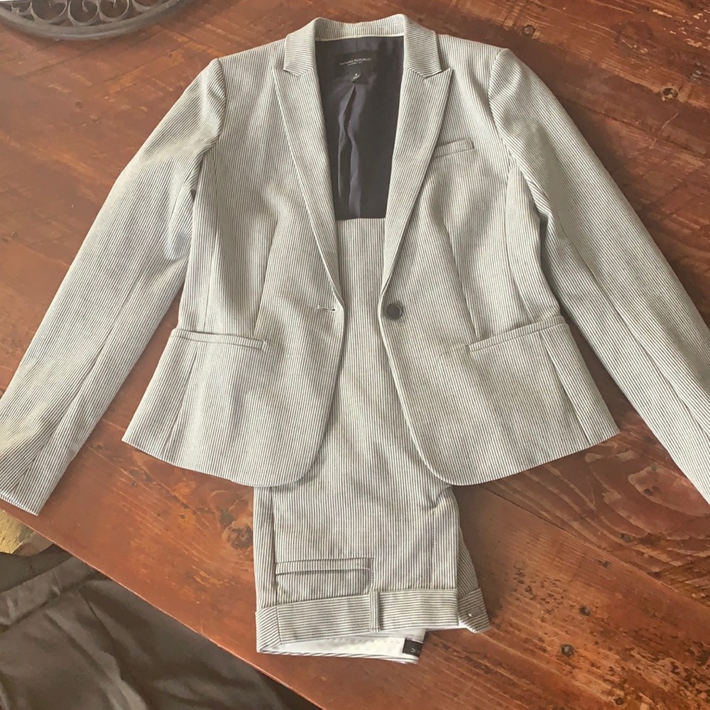 Like new grey stripe pant suit